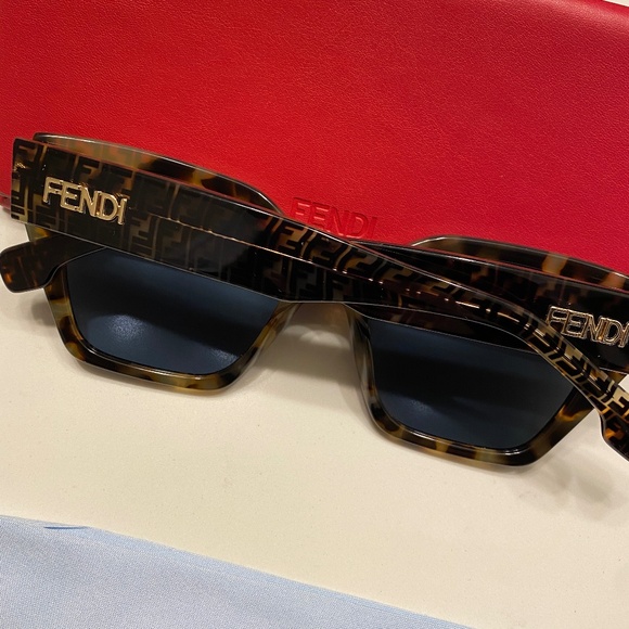 Fendi Roma 50MM Square Sunglasses main image 6